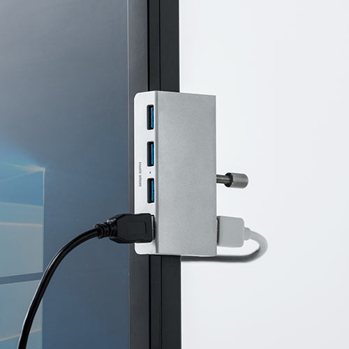 USBハブ（クランプ式・USB3.1 Gen1・4ポート・バスパワー・ケーブル長1.5m・シルバー）