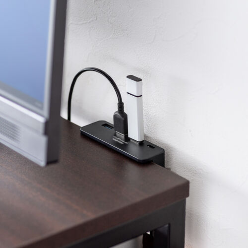 クリップ式USBハブ（Type-A接続・4ポート・クランプ固定・Type-C×1ポート・USB A×3ポート・1.5mケーブル・ブラック）