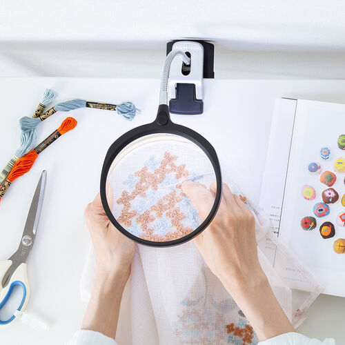 スタンドルーペ（アーム付タイプ・拡大鏡・13cmレンズ・フレキシブルアーム・LEDライト・天板固定用クリップ付・改良版）