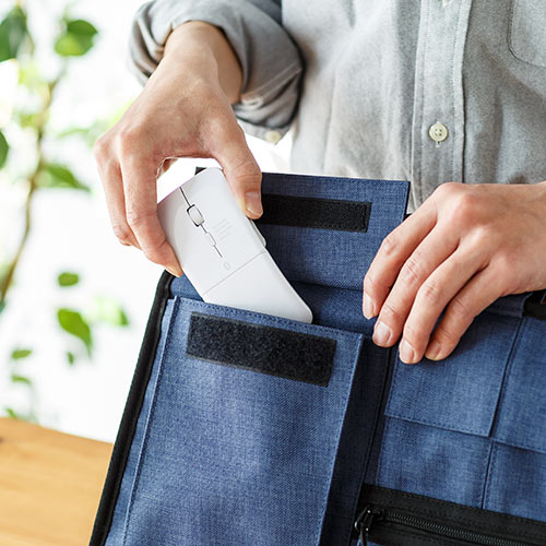 Bluetoothマウス(無線・Bluetooth3.0・IR LED・3ボタン・DPI切替・左右対称・折りたたみ・マルチペアリング・3台接続・充電式・超薄型・ホワイト)