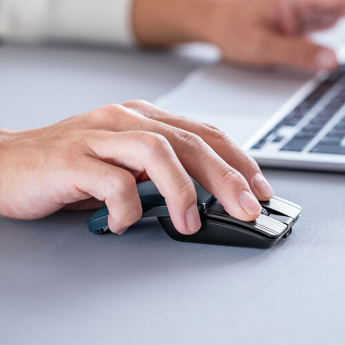 マウス（薄型・高速スクロール・Bluetooth・静音・スライドカバー・5ボタン・戻る/進むボタン・ポーチ付き・持ち運び・小型・携帯マウス・モバイルマウス・コンパクト・充電式・スリム・軽量・ブルー）