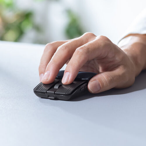 マウス（薄型・高速スクロール・Bluetooth・静音・スライドカバー・5ボタン・戻る/進むボタン・ポーチ付き・持ち運び・小型・携帯マウス・モバイルマウス・コンパクト・充電式・スリム・軽量・ブルー）