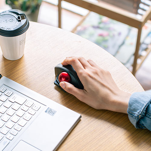 ワイヤレスマウス(Bluetooth・充電式・おすすめ・おしゃれ・人気・トラックボールマウス・小型・エルゴノミクス・レーザーセンサー・ブラック） MABTTB181BK