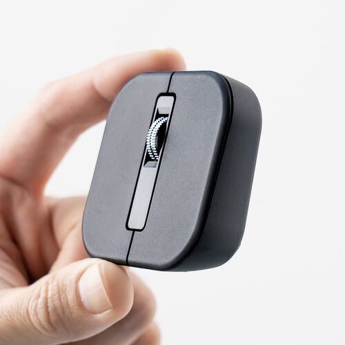 ワイヤレスマウス（マグネット着脱式・小型・Bluetooth・フルサイズ ＆ コンパクト・薄型・充電式・4ボタン・無線・持ち運び・モバイルマウス・携帯マウス・ミニマウス・ブラック）