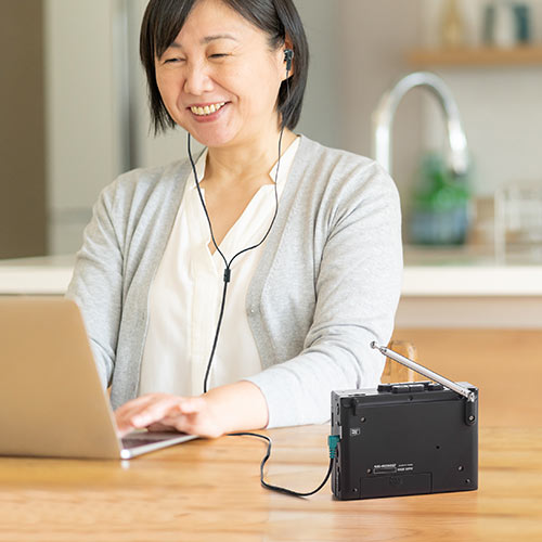 カセットテープ変換プレーヤー（MP3変換・デジタル保存・ラジオ・microSD・AC電源・乾電池・音声録音・防災・地震・水害） MEDI037 サンワサプライ