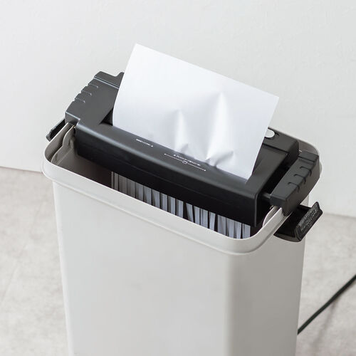 シュレッダー（家庭用・電動・ストレートカット・A4・高速・クレジットカード対応） PSD012 サンワサプライ