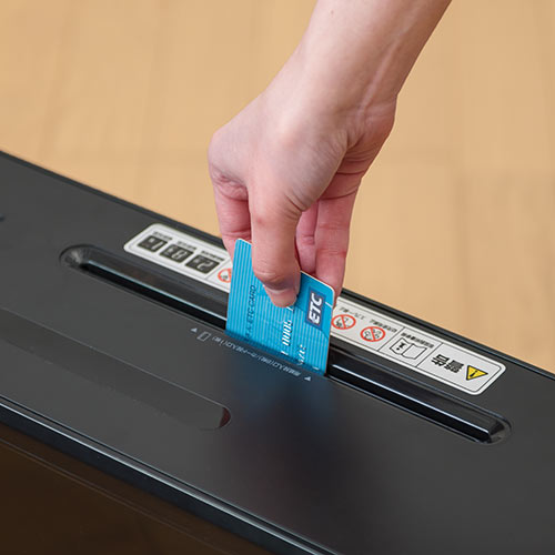 【アウトレット・中古・セール】コロコロシュレッダー（電動・クロスカット・キャスター・取っ手付き・A4・8枚細断・家庭用・ホッチキス対応・業務用・移動・デスクサイドシュレッダー）