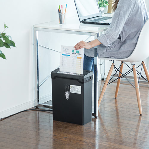 シュレッダー（家庭用・電動・クロスカット・A4・小型