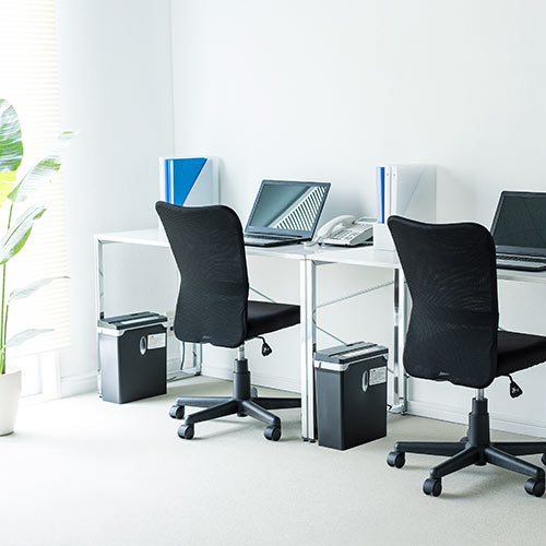 シュレッダー（家庭用・業務用・マイクロカット・A4・クレジットカード・ホッチキス対応・コンパクト） PSD039 サンワサプライ