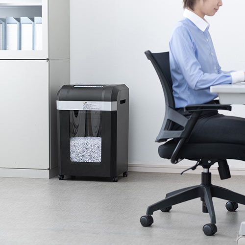 シュレッダー（電動・高速・業務用・A4・8枚同時細断・クレジットカード対応・ホッチキス対応・ミニクロスカット・4×12mm・30L） PSD055