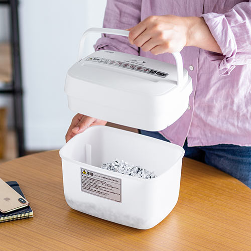 シュレッダー（卓上・コンパクト・A5対応・クロスカット・電動・5枚同時細断・連続2分・ホワイト）