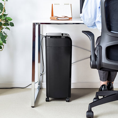 オートフィードシュレッダー（業務用シュレッダー・自動細断・自動給紙110枚・マイクロカット・2×10mm・手差し細断8枚・クレジットカード細断） PSD061