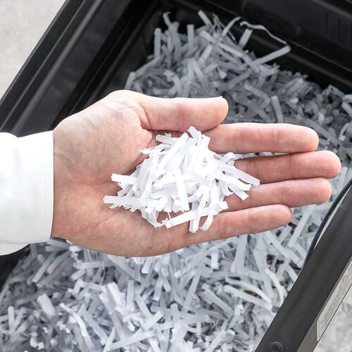 クロスカットシュレッダー（大容量30L・A3対応・最大13枚同時細断・4×40mm・CD/DVD対応・カード対応・情報漏洩対策）