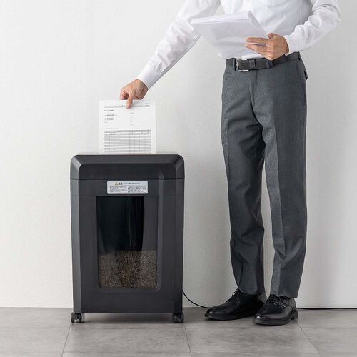 シュレッダー（業務用・マイクロカット・大容量30L・静音設計・最大16枚同時細断・CD/DVD対応・秘密情報漏洩対策）