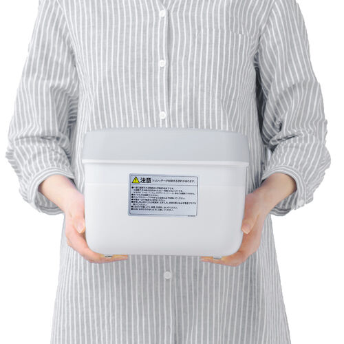 卓上シュレッダー（コンパクトシュレッダー・電動シュレッダー・A5対応・マイクロカット・2×12mm・電動・5枚同時細断・連続2分・5L）