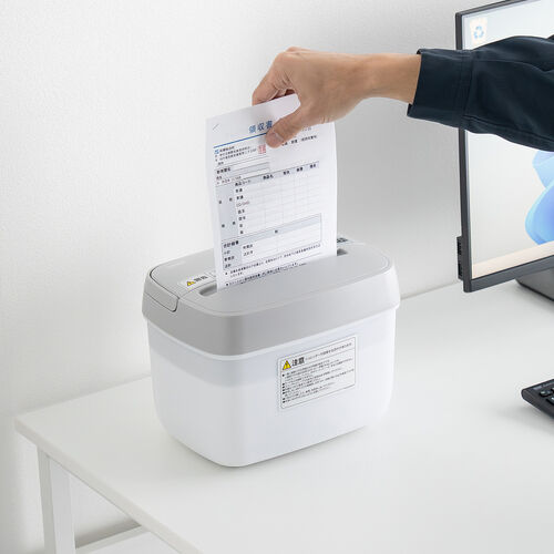 卓上シュレッダー（コンパクトシュレッダー・電動シュレッダー・A5対応・マイクロカット・2×12mm・電動・5枚同時細断・連続2分・5L）