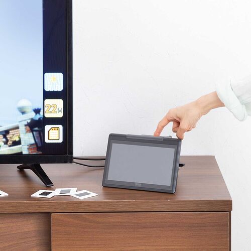 フィルムスキャナ（ネガフィルムスキャナ・7インチ大画面・35mm・スライドフィルム対応・ポジ対応・テレビ出力対応・高画質・3200dpi・高速スキャン・おすすめ）SCN067