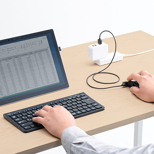 キーボードマウスセット（無線・ワイヤレスキーボード・ワイヤレスマウス・スリムキーボード・薄型マウス・持ち運び・充電式・テンキーなし・右利き・左利き）