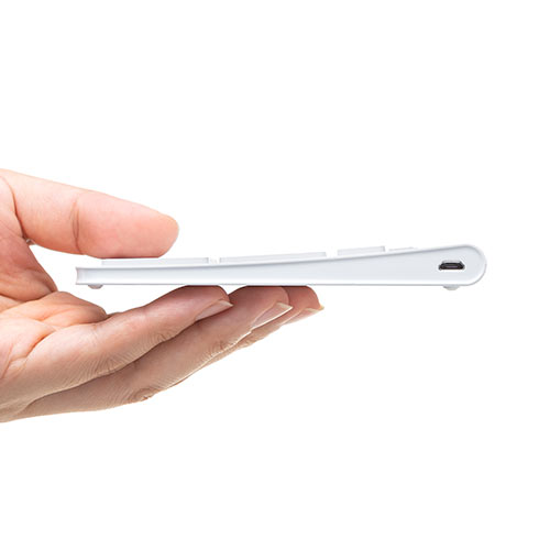 キーボード （ワイヤレスキーボード・Bluetooth・マルチペアリング・Windows・macOS・iOS・Android・iPad・配列切替可能・充電式・テンキー付き・ホワイト） SKB072