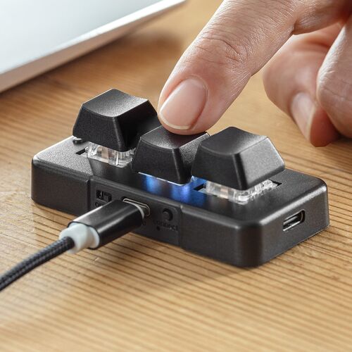 プログラマブルキーボード（ミニ3キー・片手キーボード・左手デバイス・ゲーミングキーボード・マクロキーボード・マクロ機能・メカニカル・青軸・割付・バックライト付き・有線接続・ブラック） SKB075