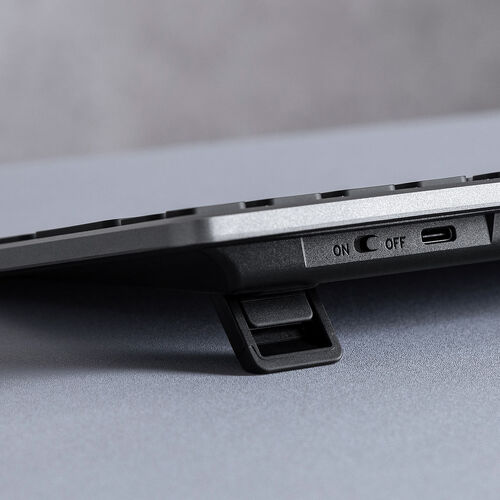 ワイヤレスキーボード（Bluetooth＆2.4Gレシーバー・日本語配列・フルサイズ・マルチペアリング3台・充電式・パンタグラフ式・ブラック）