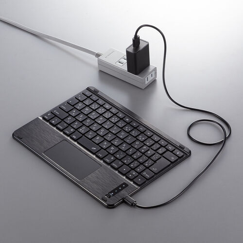 Bluetoothキーボード（iPadケース付き・第10世代 / A16 専用・ワイヤレスキーボード・無線・パンタグラフ・タッチパッド付き・マグネット着脱・充電式・日本語配列・JIS配列）