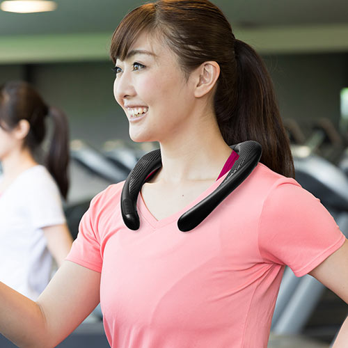 ウェアラブルスピーカー（肩かけ・ネックスピーカー・首かけスピーカー・Bluetooth・ワイヤレス・IPX5・MP3対応・ブラック）