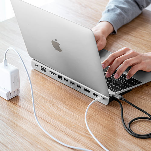 ドッキングステーション（USBハブ・Type-C・PD100W・HDMI・DisplayPort・VGA・2画面出力・有線LAN・カードリーダー）VGA017 サンワサプライ