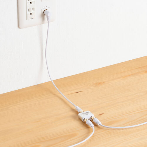 アンテナ分配器（4K対応・8K対応・BS/CS/地デジ/CATV対応・2分配器