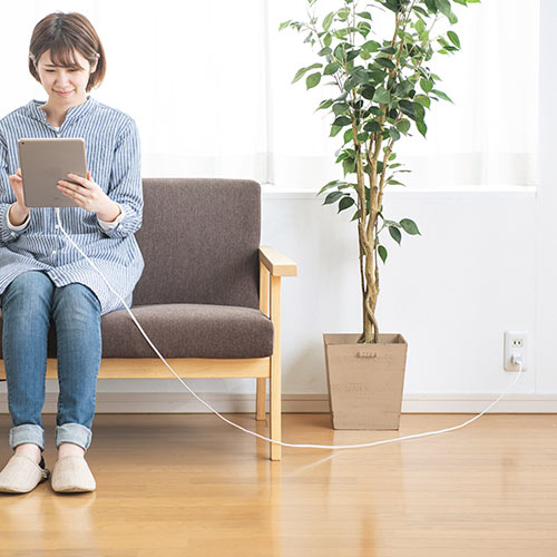 ライトニングケーブル(iPhone・iPad・Apple MFi認証品・フラットケーブル・充電・同期・Lightning・2m・ホワイト)