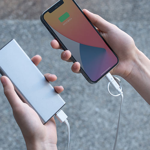 巻き取り充電ケーブル （3in1・Lightning・microUSB・Type-C対応・MFi認証品・通信・3Way・80㎝・ホワイト）