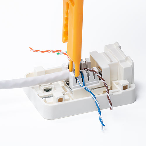 LANケーブル皮むき工具（簡易皮むき・パンチダウン機能付き・直径5～6.2mm対応・イエロー）