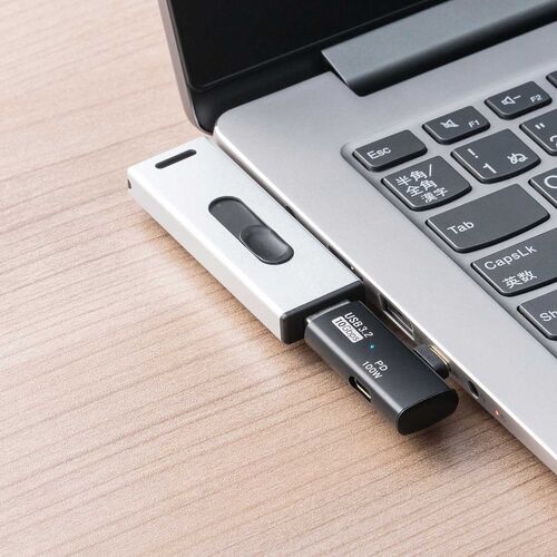 USB A to USB C 変換アダプタ（L字型・充電対応・PD100W・ USB 10Gbps・AppleProRes対応・通電LED・ブラック）