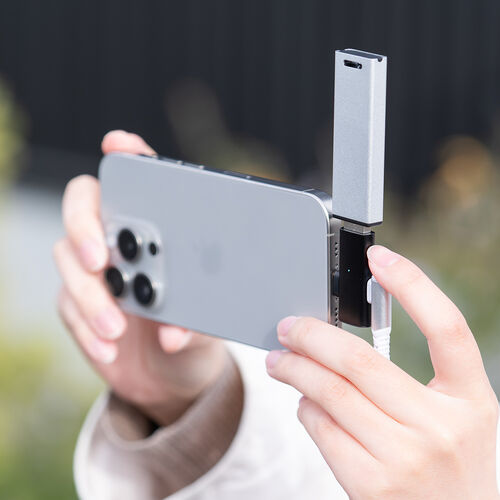 USB A to USB C 変換アダプタ（L字型・充電対応・PD100W・ USB 10Gbps・AppleProRes対応・通電LED・ブラック）