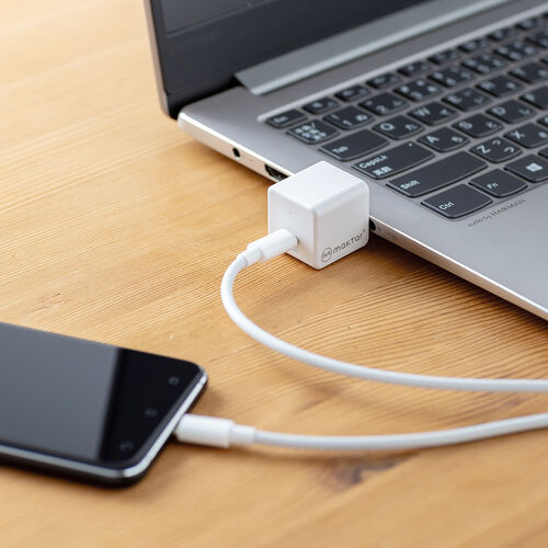 Qubii （EX・タイプC・256GB・メモリ内蔵 ・PD60W・高速充電 ・Android・自動バックアップ・パソコン不要・iPad・iPhone15・ホワイト）IPLBC256GW