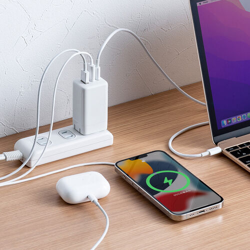 USB充電器（PD65W・USB A ＆ Type-C・3ポート搭載・急速充電・GaN窒化ガリウム・折りたたみ式プラグ）