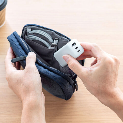 USB充電器（PD65W・USB A ＆ Type-C・3ポート搭載・急速充電・GaN窒化ガリウム・折りたたみ式プラグ）