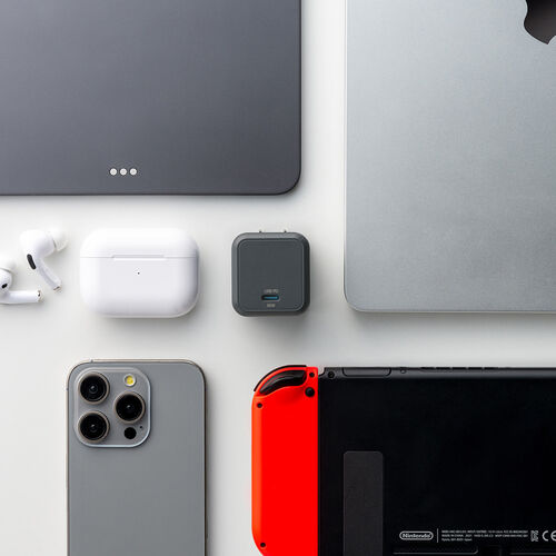 USB充電器（PD 充電器・最大65W・1ポート・Type-C×1・GaN採用・折りたたみ式プラグ・超小型・キューブ・急速充電・ノートパソコン・スマホ・タブレット・PSE適合商品）