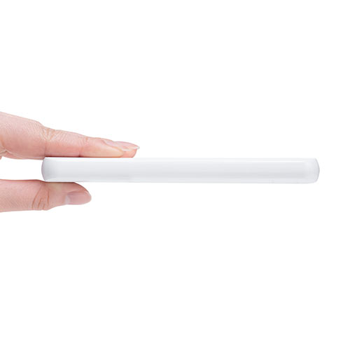 モバイルバッテリー（Lightning入力・ライトニングケーブルで充電対応・10000mAh・ 薄型・ホワイト・飛行機・持ち込み・機内）