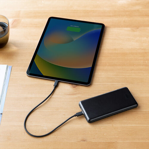 【在庫限り特価品！】モバイルバッテリー（10000mAh・軽量・小型・持ち運び・大容量・PD20W・PSE認証済み・薄型・アルミ・飛行機・持ち込み・機内） BTL050BK