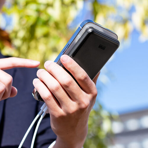 【在庫限り特価品！】モバイルバッテリー（10000mAh・軽量・小型・持ち運び・大容量・PD20W・PSE認証済み・薄型・アルミ・飛行機・持ち込み・機内） BTL050BK