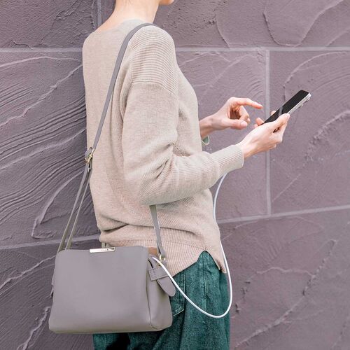 モバイルバッテリー（4000mAh・小型・軽量・Type-C×1・USB A×1・スマホ・タブレット・機内持ち込み対応・PSE認証済み・モバ充・ホワイト）