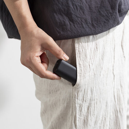 モバイルバッテリー（直挿し・5000mAh・PD20W・小型・コンパクト・USB-C一体型・ケーブル不要・高速充電・PSE認証済み・飛行機持ち込み可能・スマホ・モバ充・ブラック）
