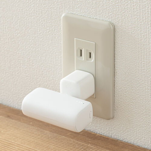 モバイルバッテリー（直挿し・5000mAh・PD20W・小型・コンパクト・USB-C一体型・ケーブル不要・高速充電・PSE認証済み・飛行機持ち込み可能・スマホ・モバ充・ホワイト）