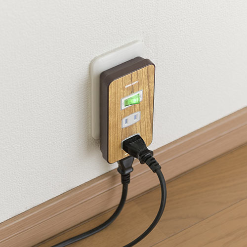 電源タップ（集中スイッチ付・3個口・木目調・ホコリ防止シャッター付）