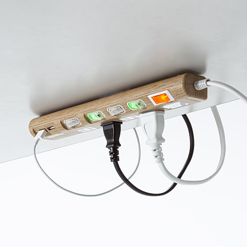 電源タップ（USB充電対応・iPhone/スマートフォン充電・雷ガード・木目調・2m・ライトブラウン・個別スイッチつき）