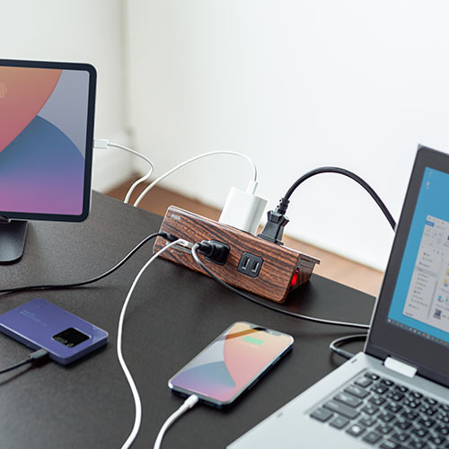 クランプ固定式タップ（USB充電ポート付き・2P・4個口・USB2ポート・一括集中スイッチ・3ｍ・木目）