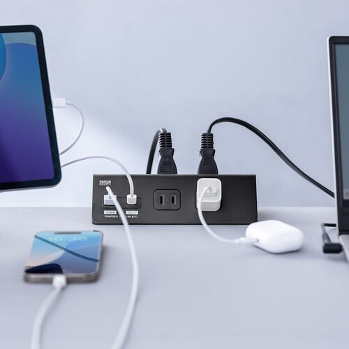 電源タップ（USB充電・AC4個口・USB-C搭載・USB-A搭載・一括集中スイッチ・3m・クランプ固定・ブラック）