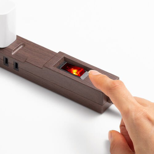 スリム電源タップ（一括集中スイッチ付き・ブレーカー内蔵・8個口・3P対応・2m・ACアダプタ対応・マグネット・ダークブラウン）