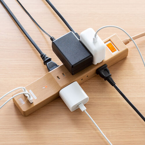 USB充電ポート付き電源タップ（2P・9個口・USB 2ポート・一括集中スイッチ付・雷ガード・2m・ライトブラウン木目）